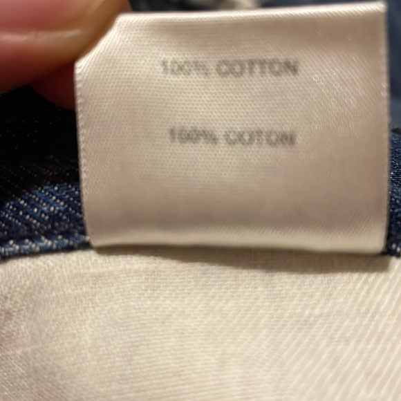 Mens J brand jeans shorts. Size 32. - Picture 8 of 10